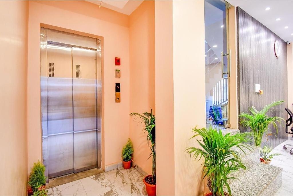 Hotel Aqua Tulip Kolkata Eksteriør bilde