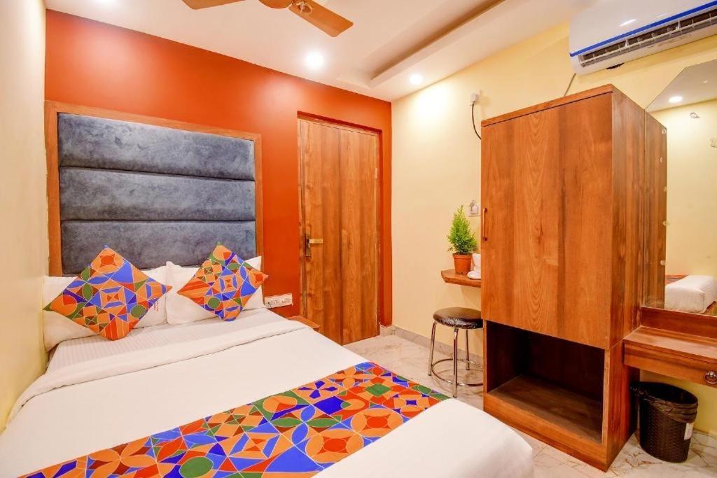 Hotel Aqua Tulip Kolkata Eksteriør bilde